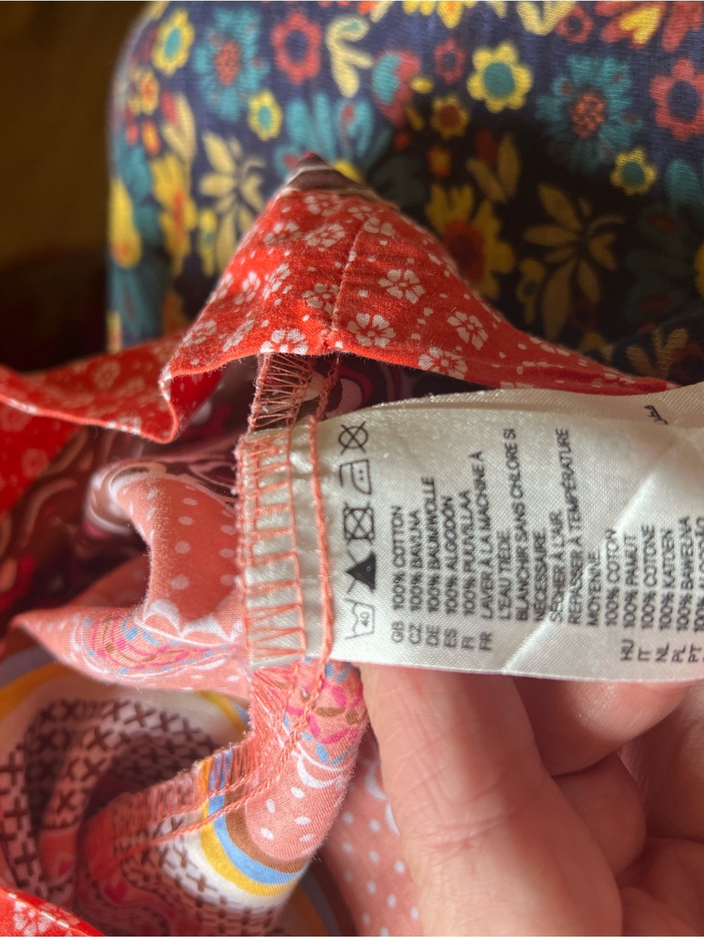 H&M Coral and Pink Mixed-Print V-Neck Tunic - Picture 5 of 5
